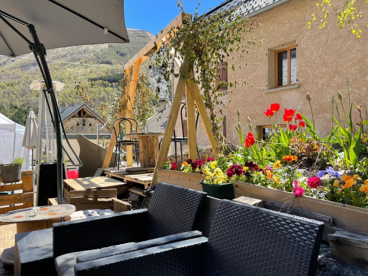 Auberge Du Savel Clavans-en-Haut-Oisans Exterior photo